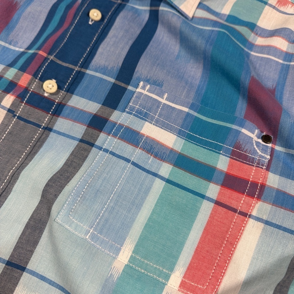 Men’s Tommy Bahama Short Sleeve Shirt (Size Large) - Picture 2 of 8
